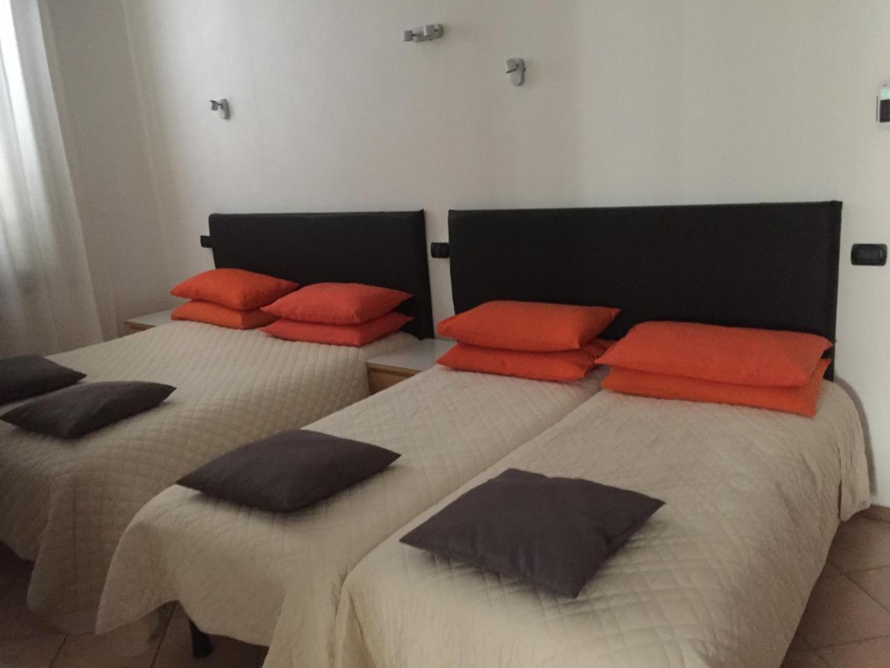 Da Battista Hotel Suzzara Buitenkant foto