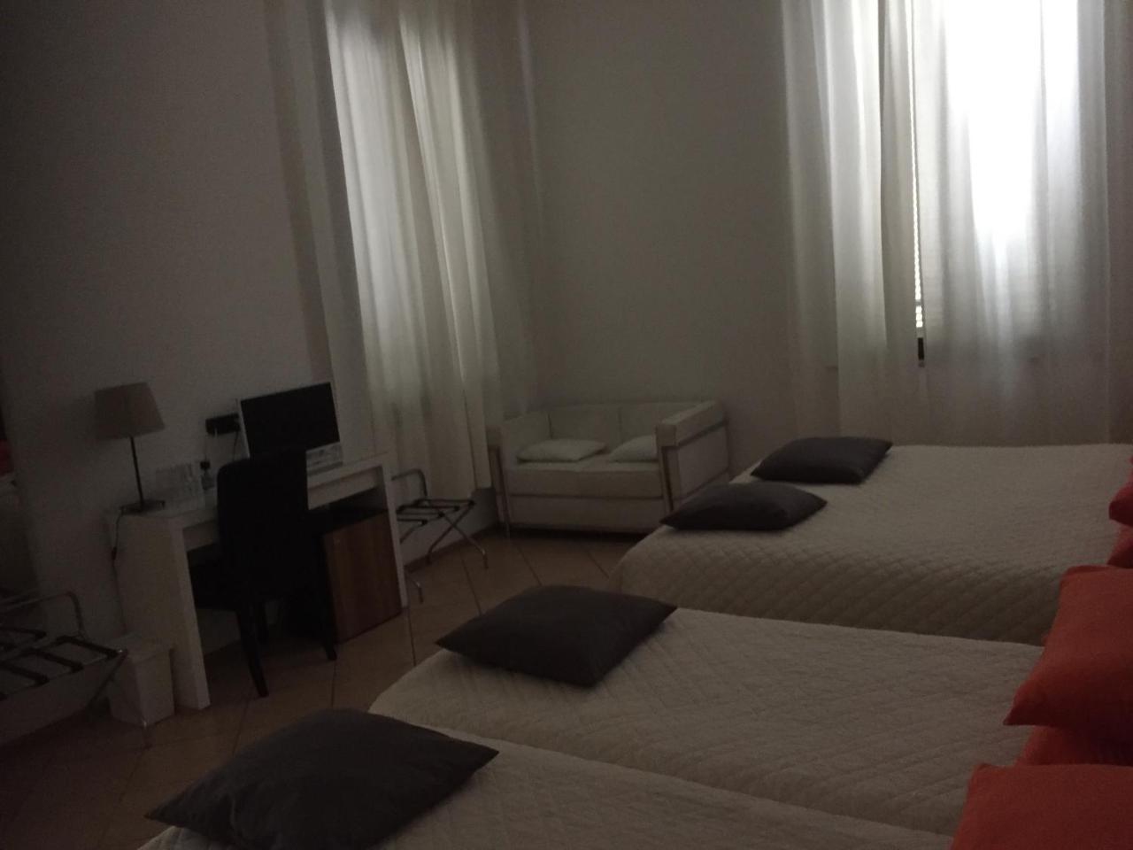 Da Battista Hotel Suzzara Buitenkant foto
